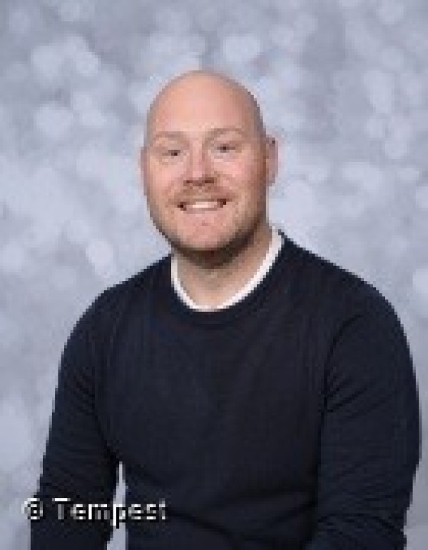 Mr James Hollingsworth Image